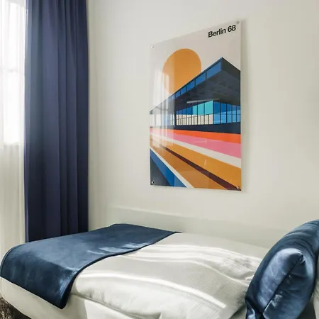 Homaris East Side 3*