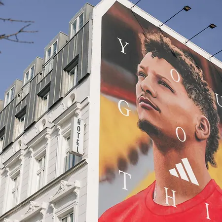 Homaris East Side 호텔 3*