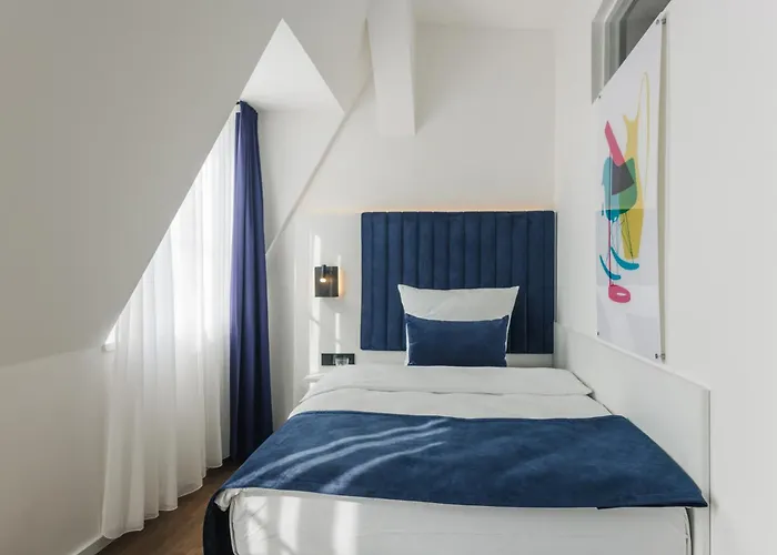 Homaris East Side - Self-check In Hotel