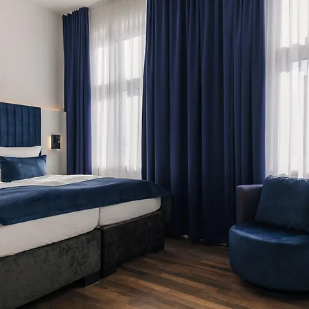Homaris East Side - Self-check In 3* Berlin
