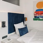 Homaris East Side - Self-check In