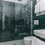 Homaris East Side - Self-check In Hotel Berlim