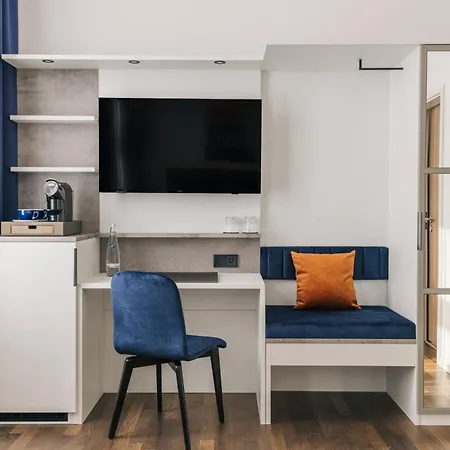 Отель Homaris East Side - Self-check In