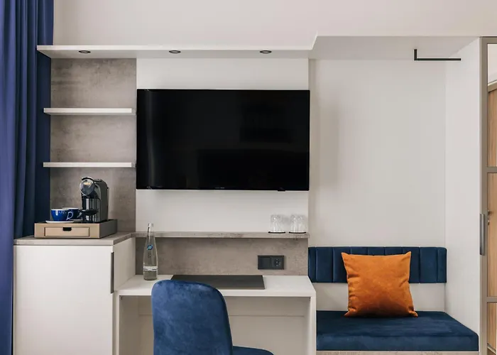 Homaris East Side - Self-check In Hotell 3*