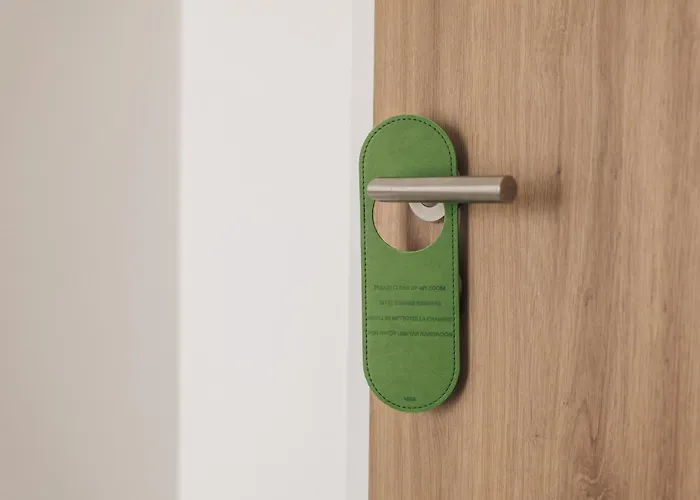 Homaris East Side - Self-check In