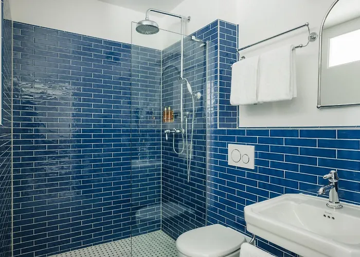 Homaris East Side - Self-check In Hotell