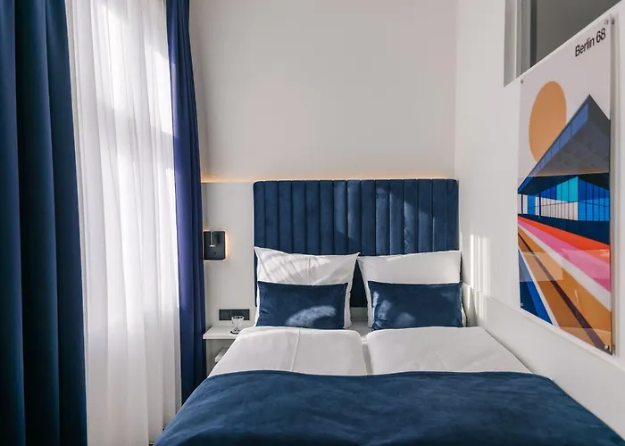 Homaris East Side - Self-check In Hotell