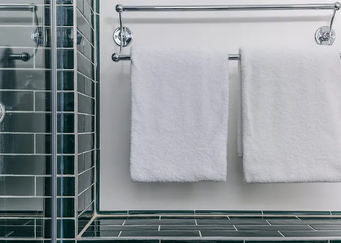 Homaris East Side - Self-check In 3*