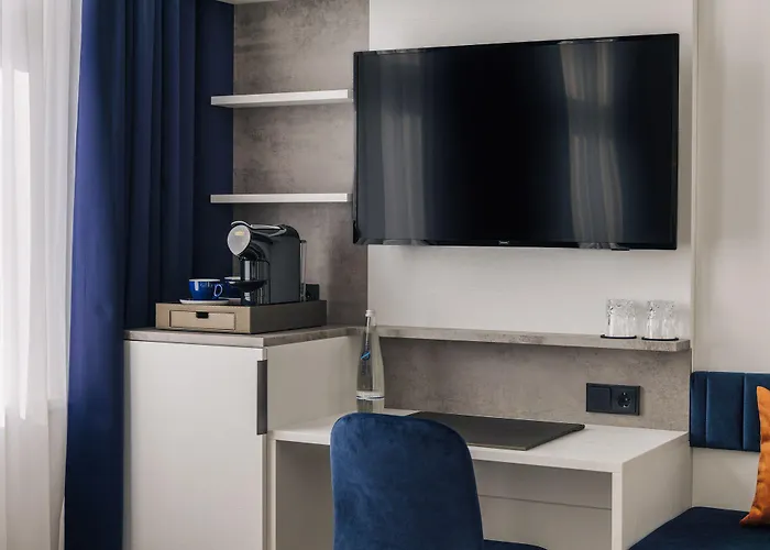 Homaris East Side - Self-check In Hotell