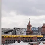 Otel Homaris East Side - Self-check In Berlin