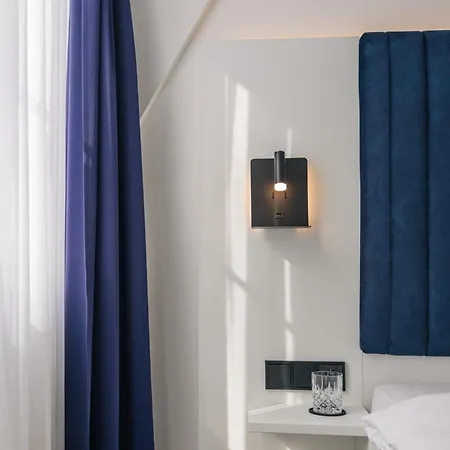 Homaris East Side Hotel 3*