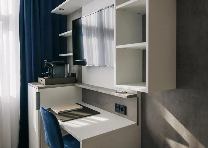 Homaris East Side - Self-check In Hotel 3*