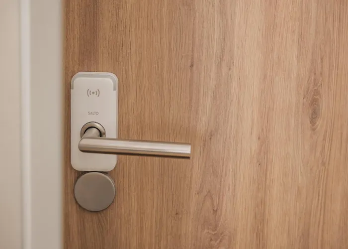 Homaris East Side - Self-check In Hotel Berlín